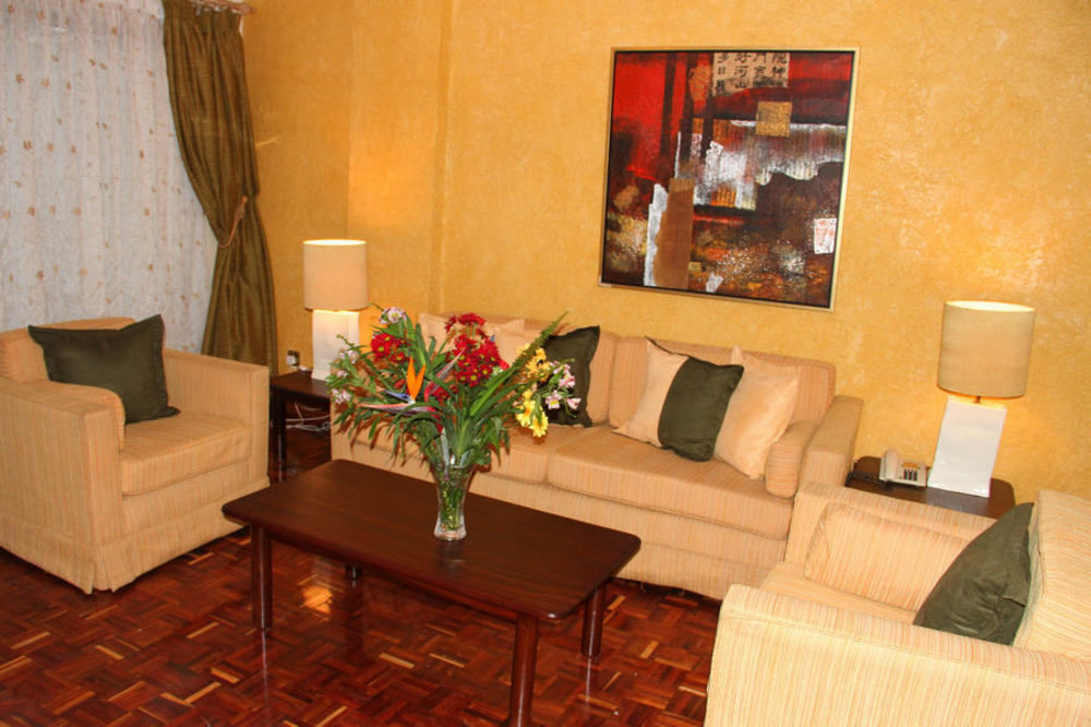 Mimosa Court Apartments Найроби Екстериор снимка